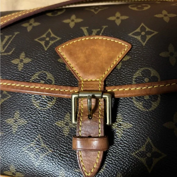 Louis Vuitton Sologne Vintage Crossbody Bag **Authentic - Picture 7 of 17